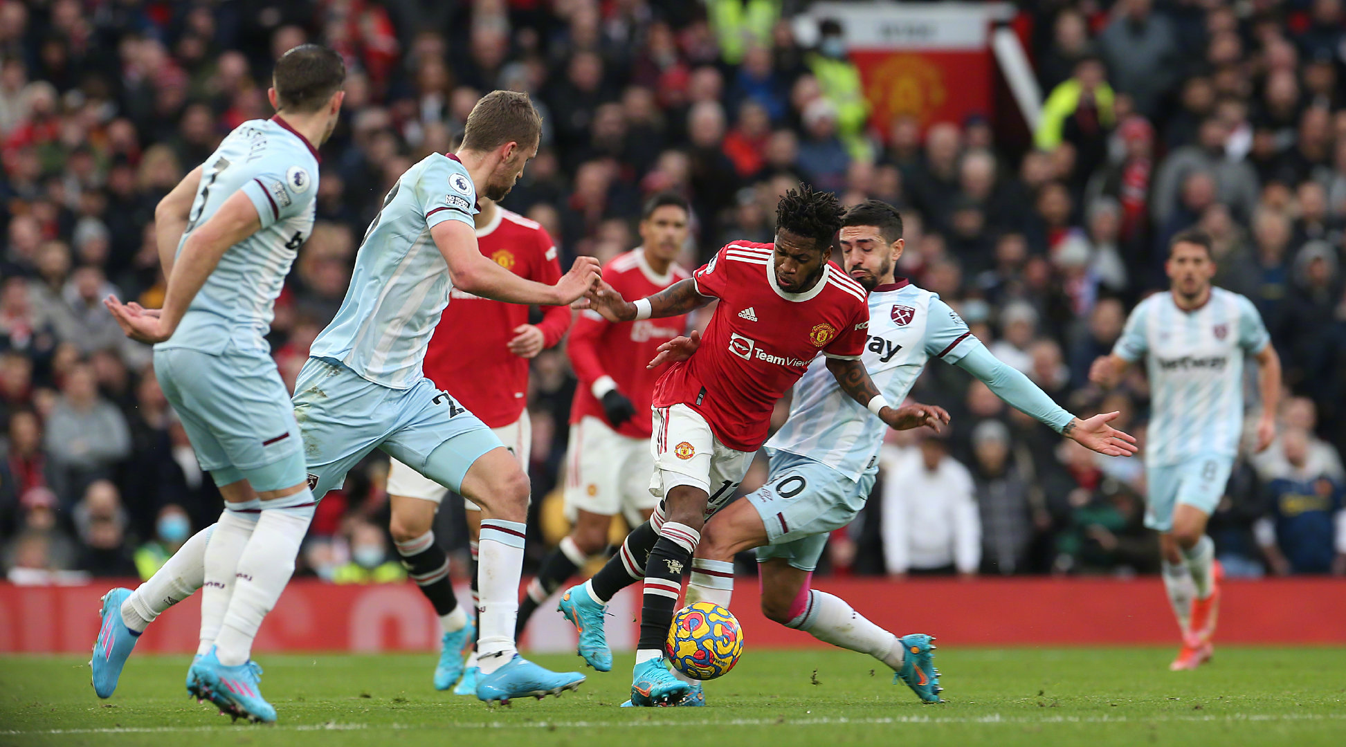 际赛事中更 际赛事中更