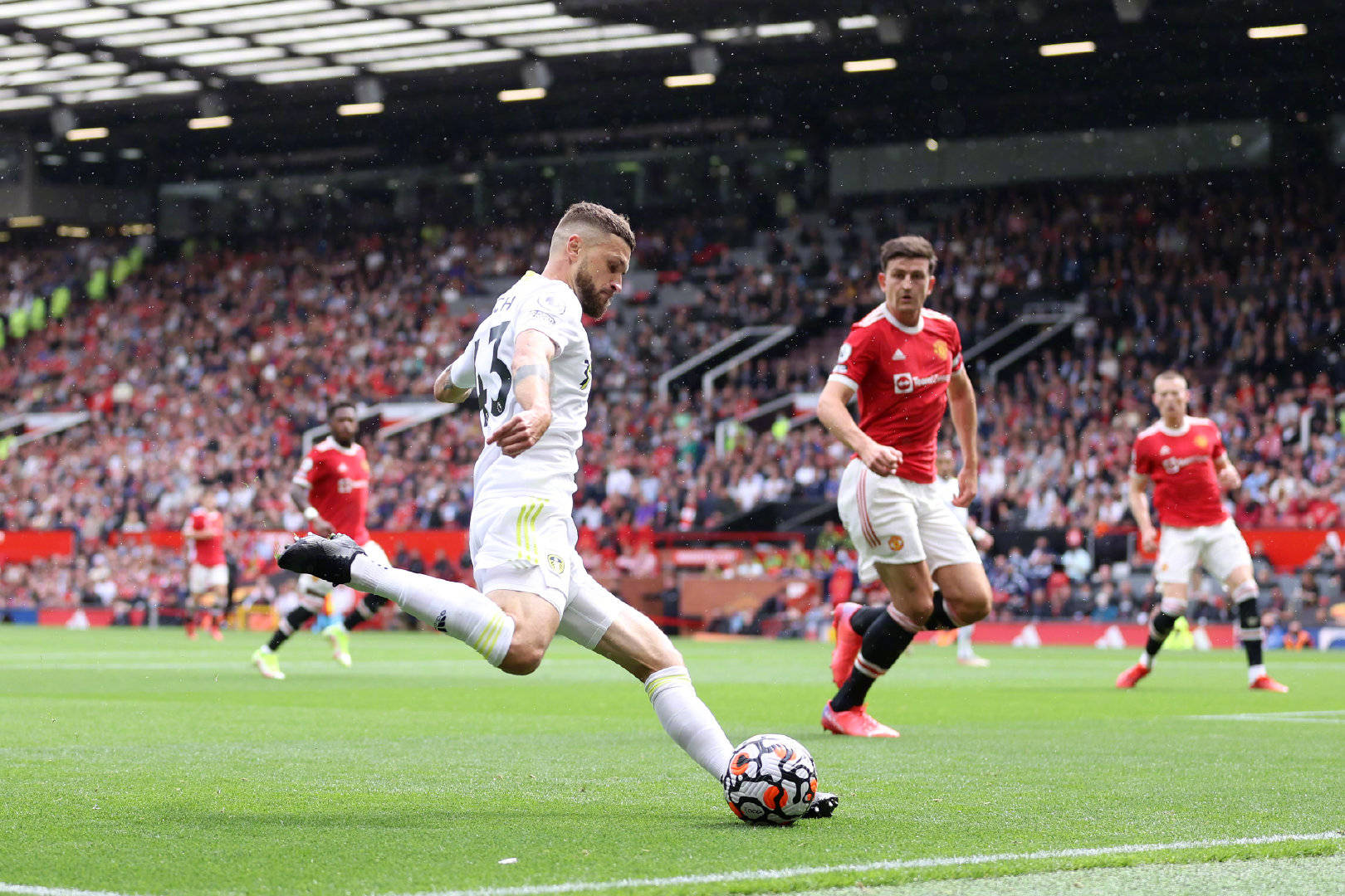 体育场内外 体育场内外