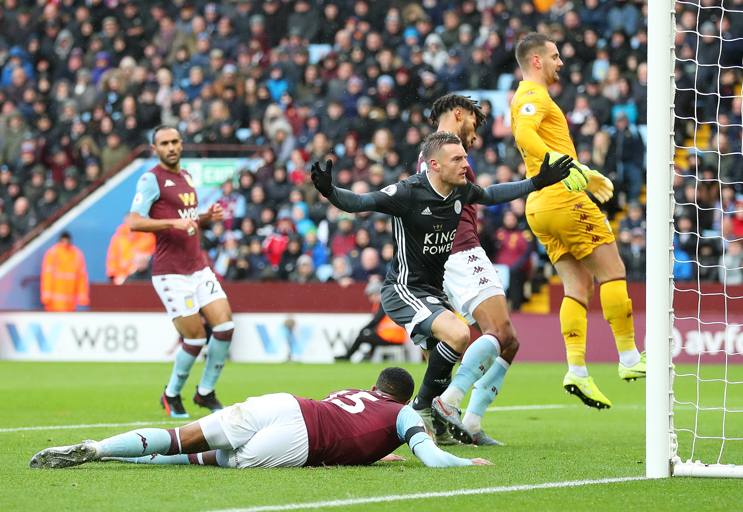 伦比亚球员 伦比亚球员