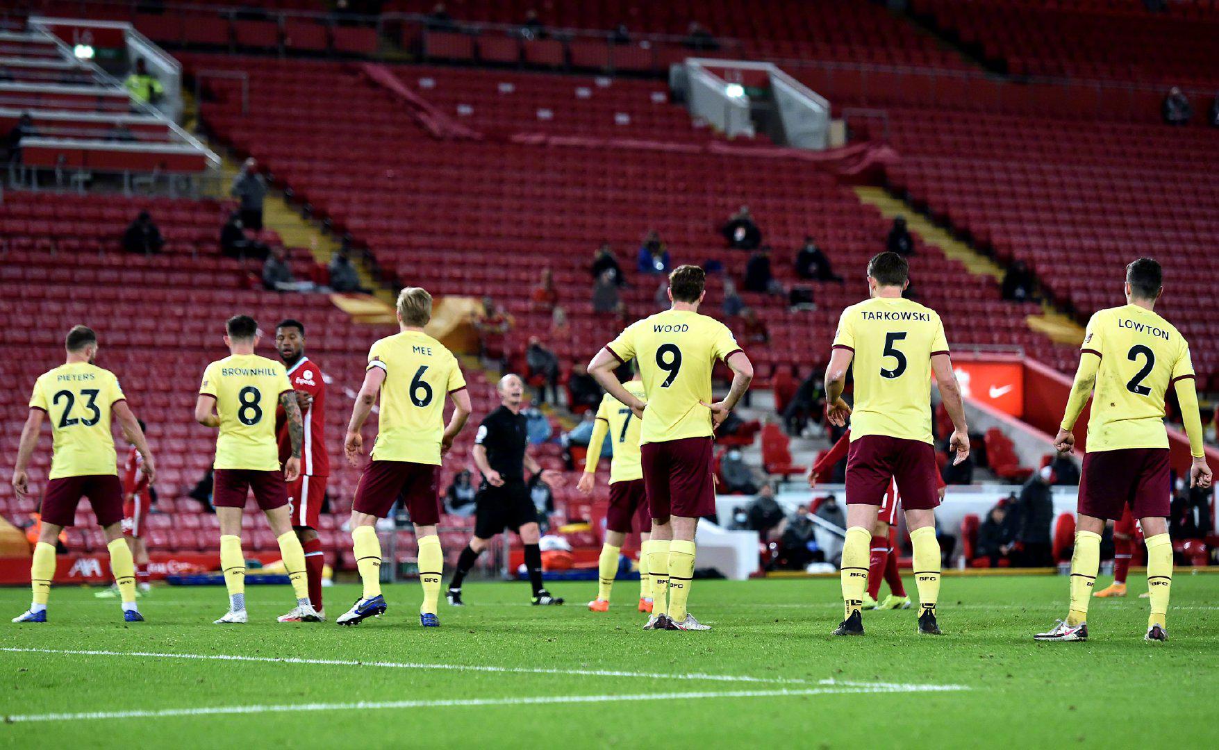 转会市场不 转会市场不